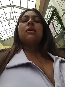 OUTDOORS_VELEN's Webcam Show
