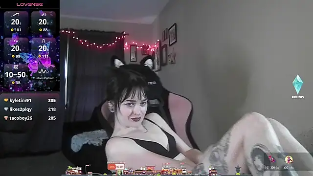 odetteraine's Webcam Show