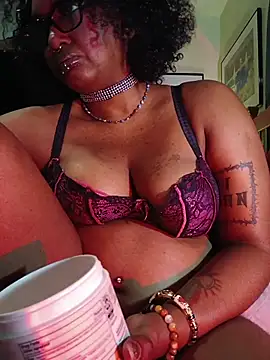 BdyNdSol – Live XXX-chat