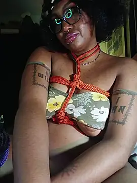 BdyNdSol – Live XXX-chat