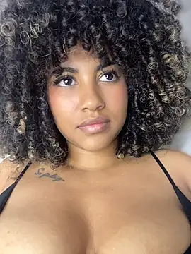 Kendra_curly Webcam-Show