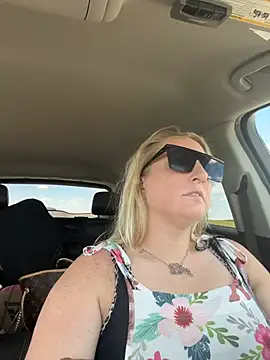 sweetkacibaby webkamerás műsora