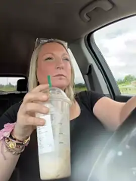 sweetkacibaby's Webcam Show