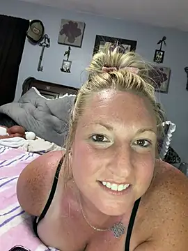 sweetkacibaby's Webcam Show