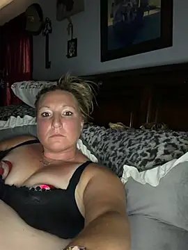 sweetkacibaby Adlı Modelin Canlı XXX Sohbeti