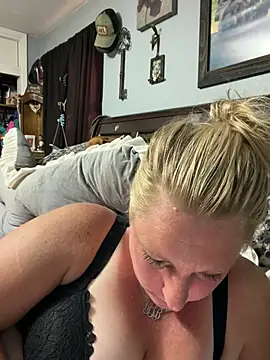 sweetkacibaby XXX чат на живо