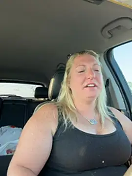sweetkacibaby – Naživo XXX chat