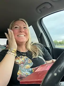 sweetkacibaby's Live XXX Chat