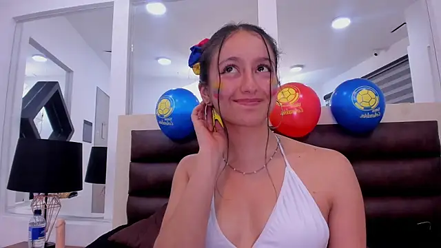 دردشة CharloteeTaylor الجنسية المباشرة