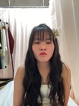 Naked-xx 网络视讯表演