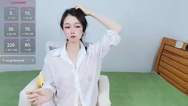amihuang Adlı Modelin Canlı XXX Sohbeti