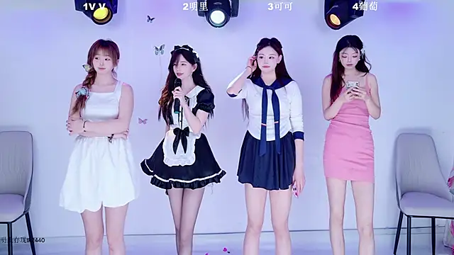 LOVE-018のウェブカメラショー