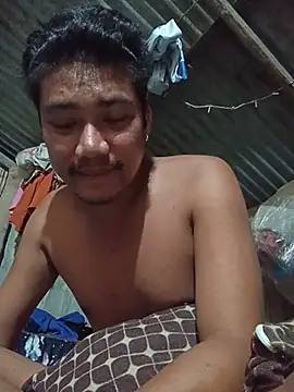 Asianboyfriend28xx 网络视讯表演