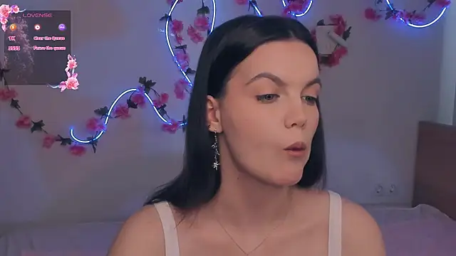 غرفة دردشة JuliannPaysour المباشرة