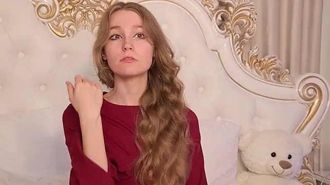 LisaStone XXX чат на живо
