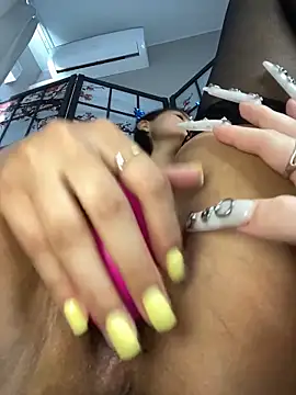 DriveThruNymphs – webcam-show