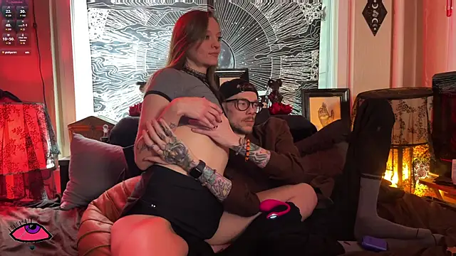 Show modela webzandkordz na web-kameri