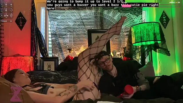 webzandkordz's Webcam Show