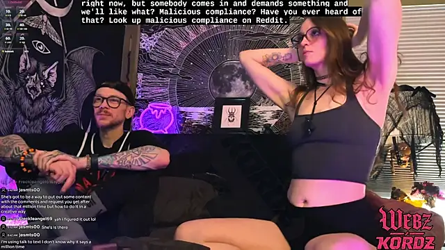 Show modela webzandkordz na web-kameri