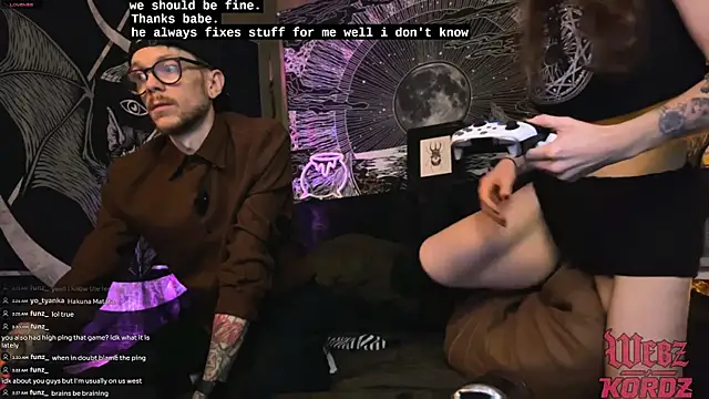 webzandkordz's Live XXX Chat