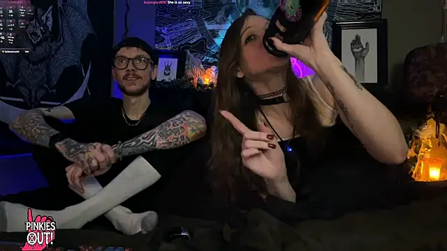Pokazy przed kamerką – webzandkordz