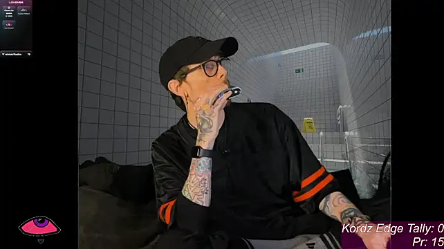 webzandkordz Show in webcam