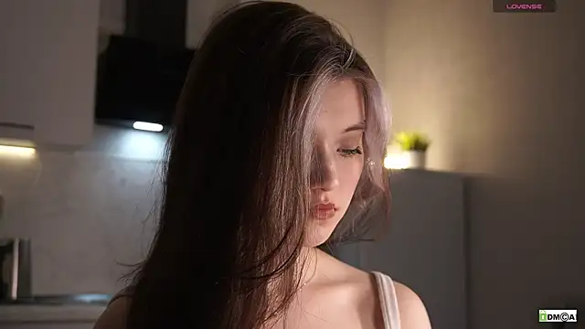 Chat XXX en directo de ShyAkemis
