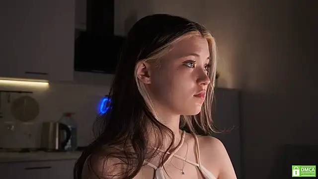 ShyAkemis 라이브 XXX 채팅
