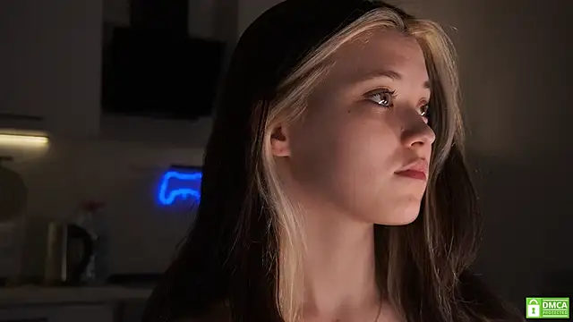 Chat XXX Live ShyAkemis