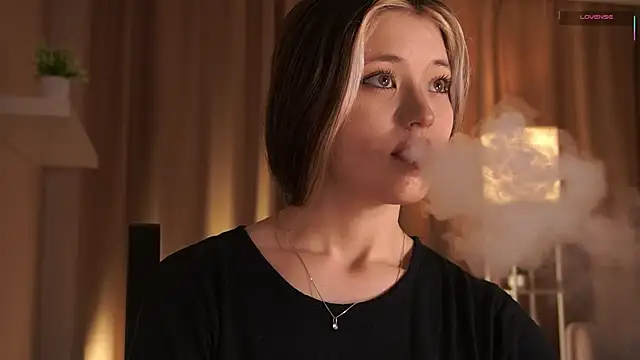 ShyAkemis 现场XXX聊天