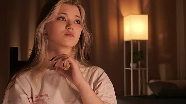 ShyAkemis – Live XXX-chat