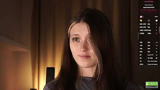 ShyAkemis XXX чат на живо