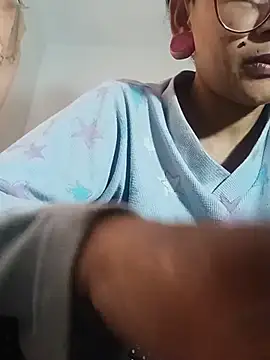 XXX chat uživo modela xblackstarX1