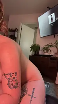 alldogsgotoheaven Show in webcam