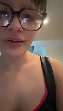 allpawgsgotoheaven's Webcam Show
