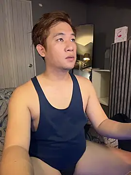 Titanryu 在線直播表演