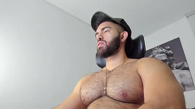 simonleon27 live XXX chat