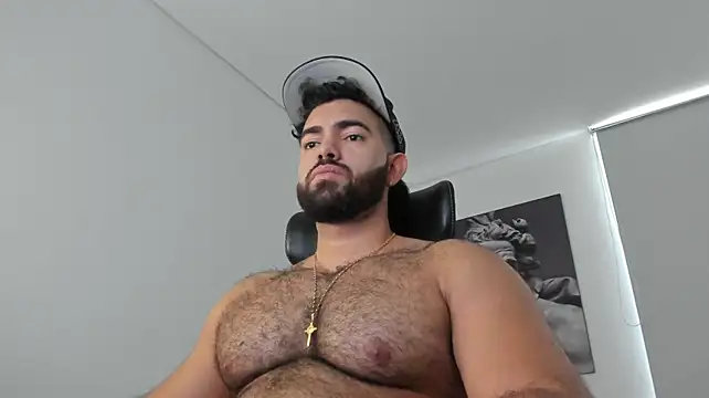 simonleon27 Show in webcam
