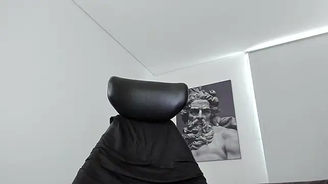 simonleon27 在線直播表演