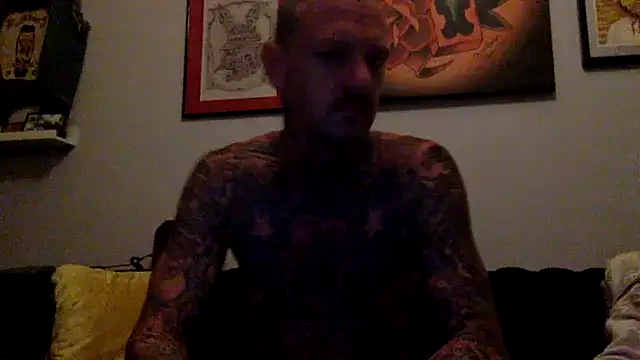 motorboater69 Show in webcam