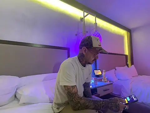 Webkamerová show motorboater69