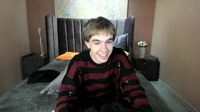 DaveBevy Show in webcam