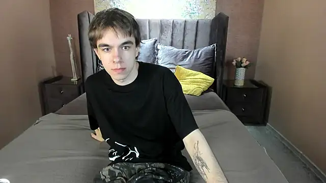 DaveBevy Show in webcam