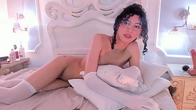 הופעת וובקאם של Julietta___