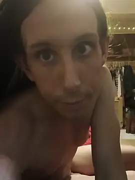 HaileyTgirl 在線直播表演