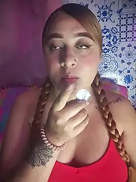 venuscopper Adlı Modelin Canlı XXX Sohbeti