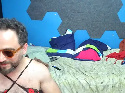 Show de MachoPutito na webcam