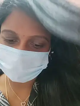 Pertunjukan Kamera Web Tamil_Hot_Thara