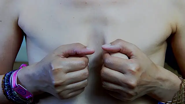 KalystaSwiss' Live XXX Chat