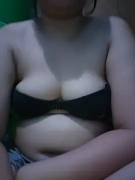 sweetgril4u's Webcam Show